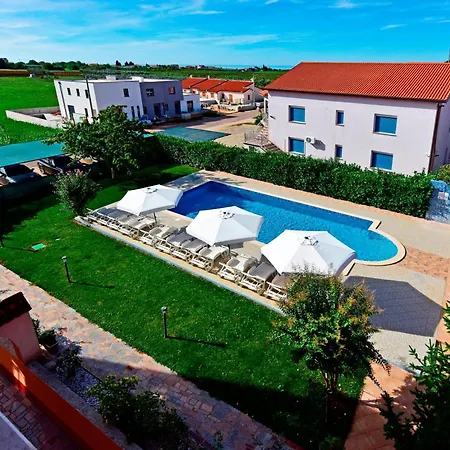 Novigrad 6951g *