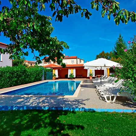 Novigrad 6951g * Novigrad (Istria)