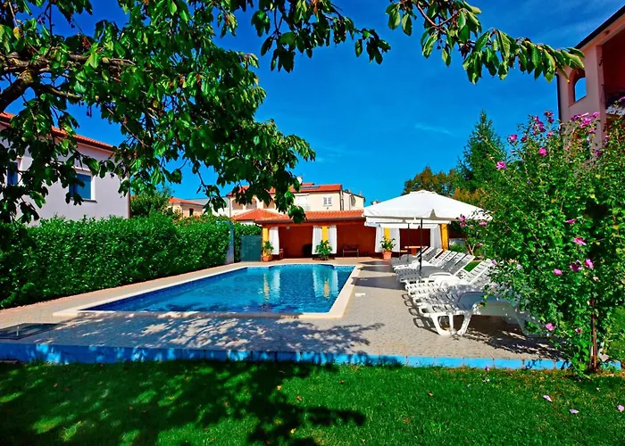 Novigrad 6951g * Novigrad (Istria)