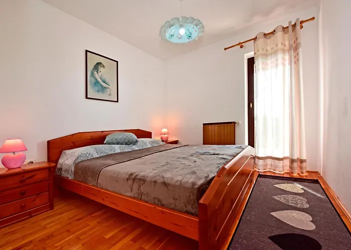 Apartman Novigrad 6951g