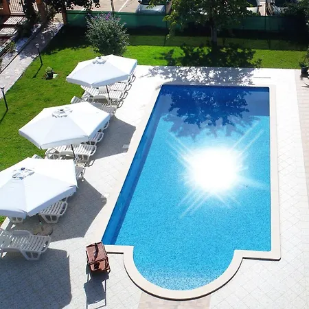 Novigrad 6951g * Novigrad Istria